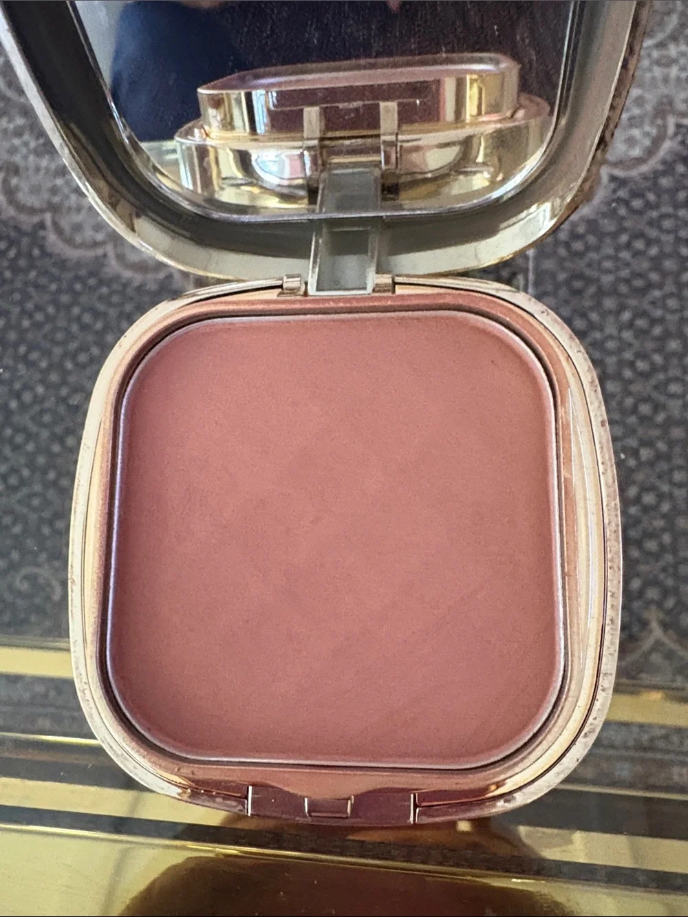 Soft & Matte Liquid Lipgloss and Multi-Use Concealer in Rose